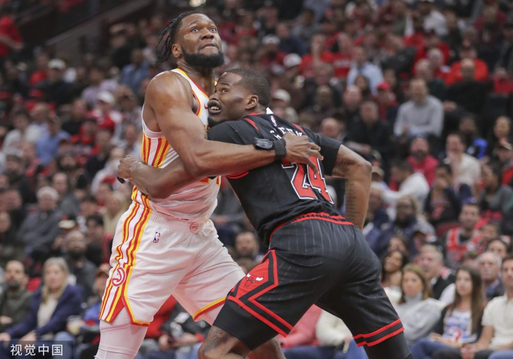 在这里显得 在这里显得